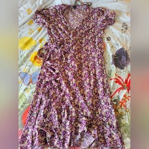 XXL Maternity wrap dress.  Floral print